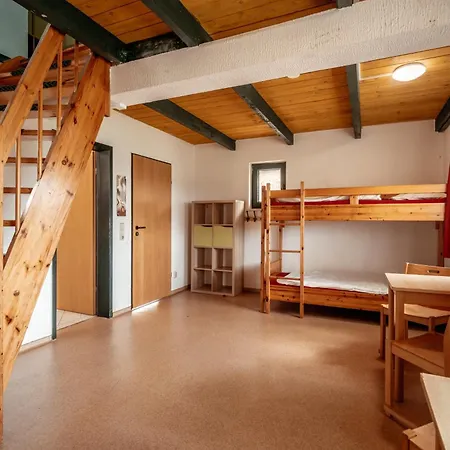 4 Ferienhaus *